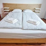 Apartment Molakova
