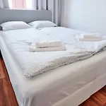 Apartment Molakova